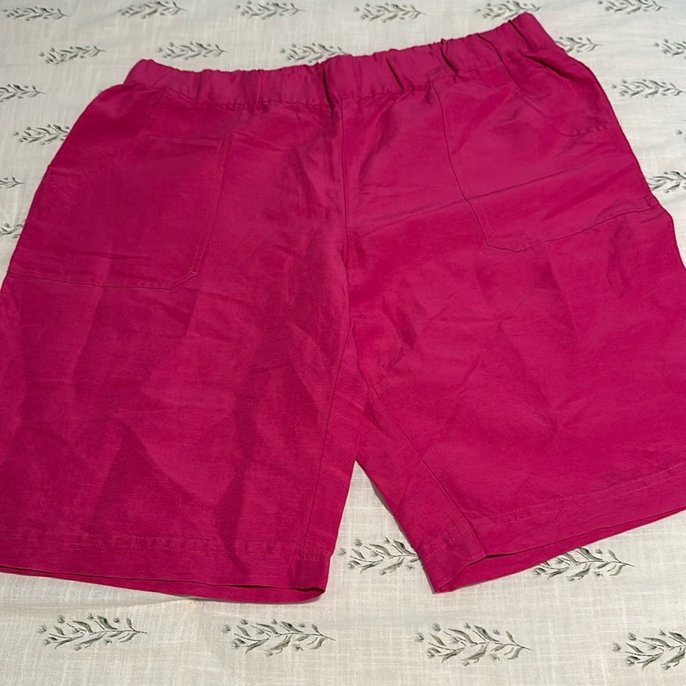 Coldwater Creek Natural fit magenta pull on shorts women’s 14